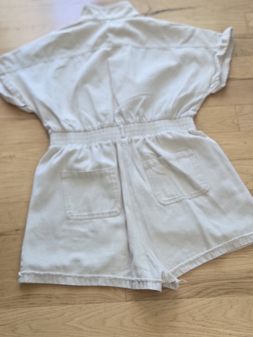 ChouYatou Short-Sleeve Button Romper in Light Beige - Picture 8 of 11